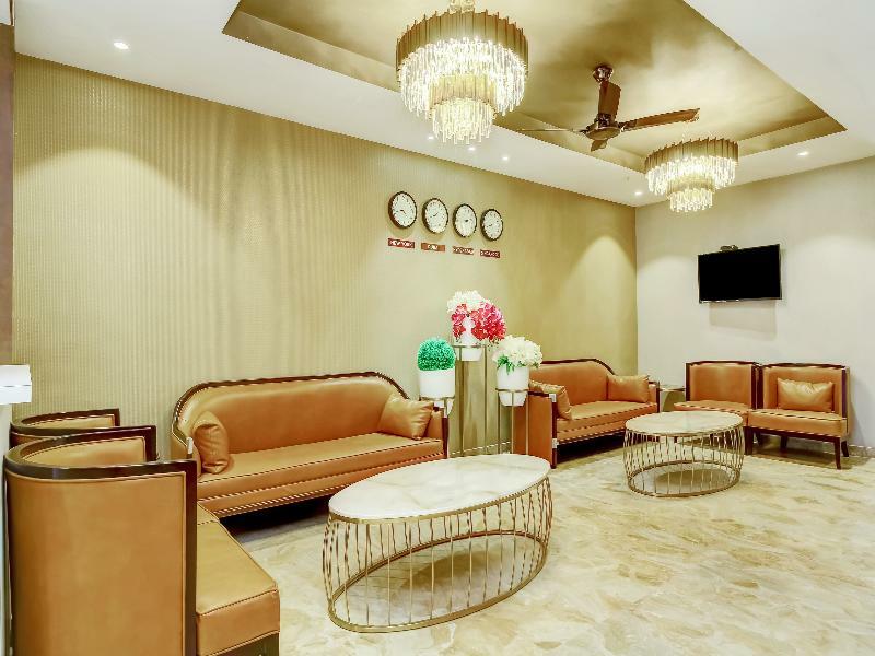 Hotel Capital O 28086 Sindhura Grand Hyderabad Exterior foto